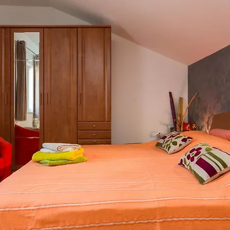 Ivona Guest house
